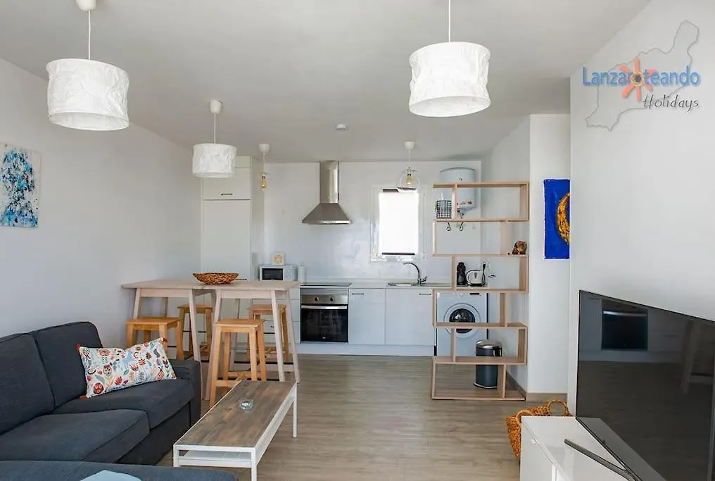 Buenavida Cozy Holiday Home Vv With Communal Pool And Air Con Costa Teguise