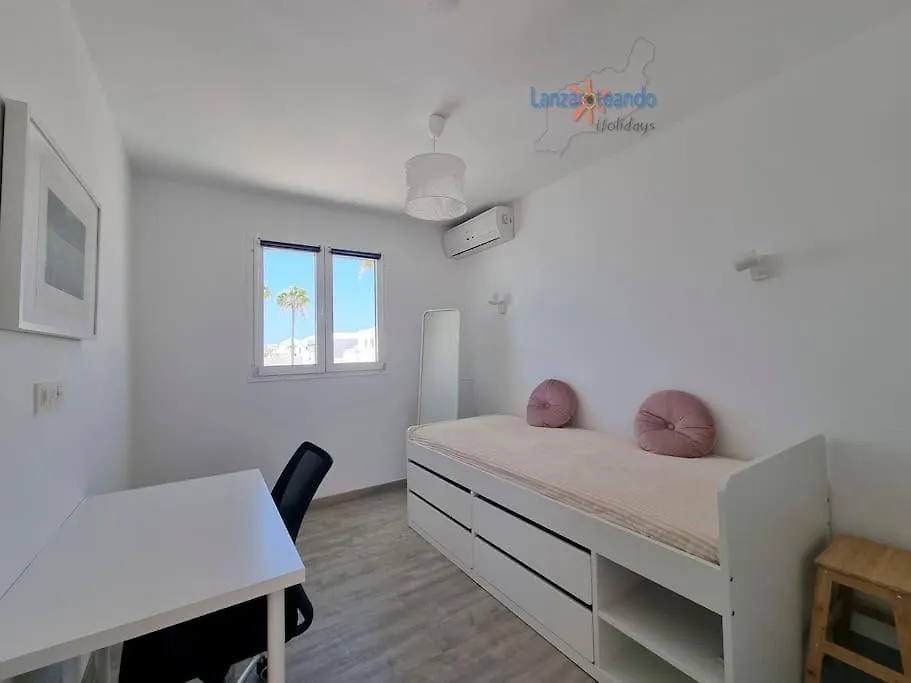 Buenavida Cozy Holiday Home Vv With Communal Pool And Air Con Costa Teguise 0*,  Spain