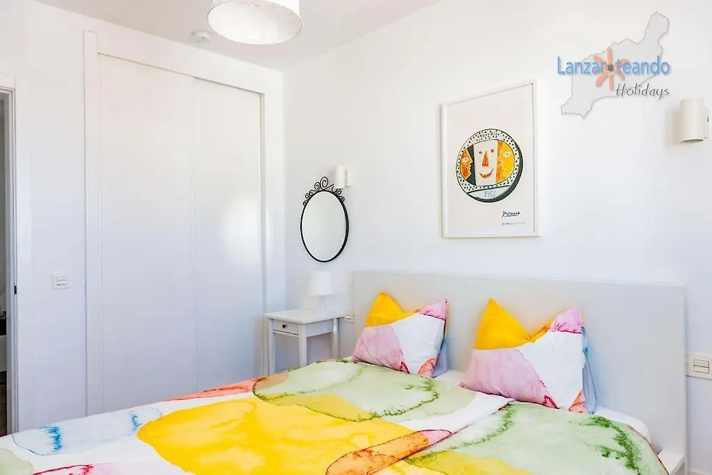 Buenavida Cozy Holiday Home Vv With Communal Pool And Air Con Costa Teguise Apartment