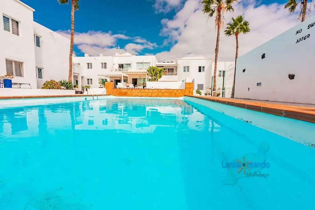 Buenavida Cozy Holiday Home Vv With Communal Pool And Air Con Costa Teguise Spain
