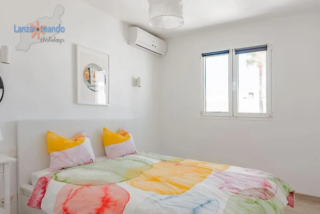 Buenavida Cozy Holiday Home Vv With Communal Pool And Air Con Costa Teguise Apartment